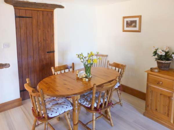 The Byre Villa Grange-over-Sands Bagian luar foto